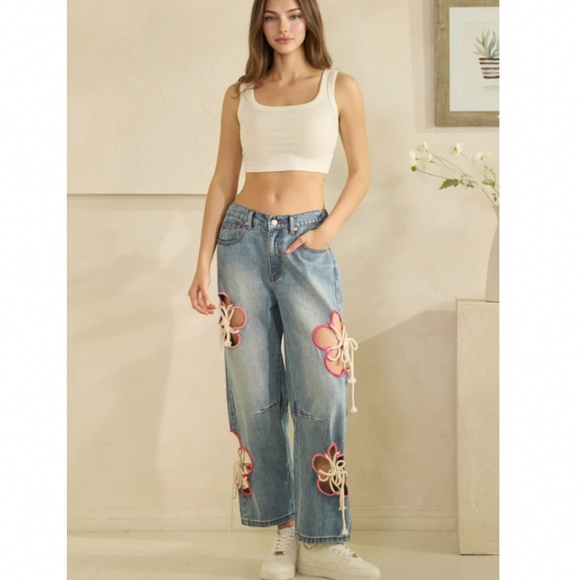 🎉 Oli & Hali “ BECKY ” Oli and Hali EMBROIDERY CUTOUTS WITH TIE STRING 95 - Picture 10 of 10